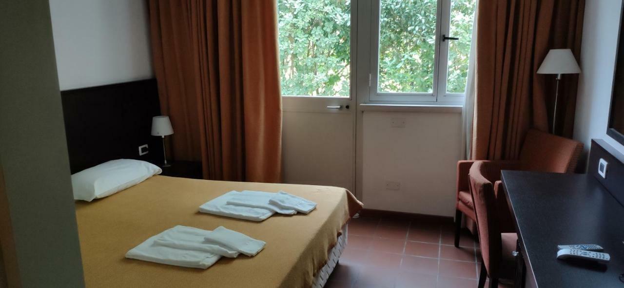Beach Hotel Eurovil Predore Eksteriør billede
